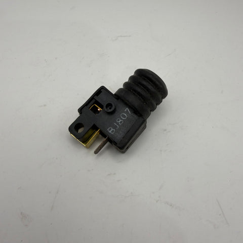 Stop Switch, GXV340 on V1000 Softcut – Honda (#36100-ZE8-003)