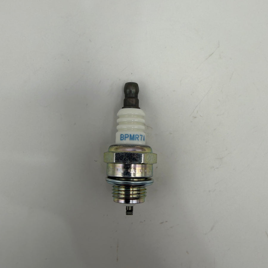 Spark Plug, Bosch – Fits Stihl TS400 TS420 (#BPMR7A)