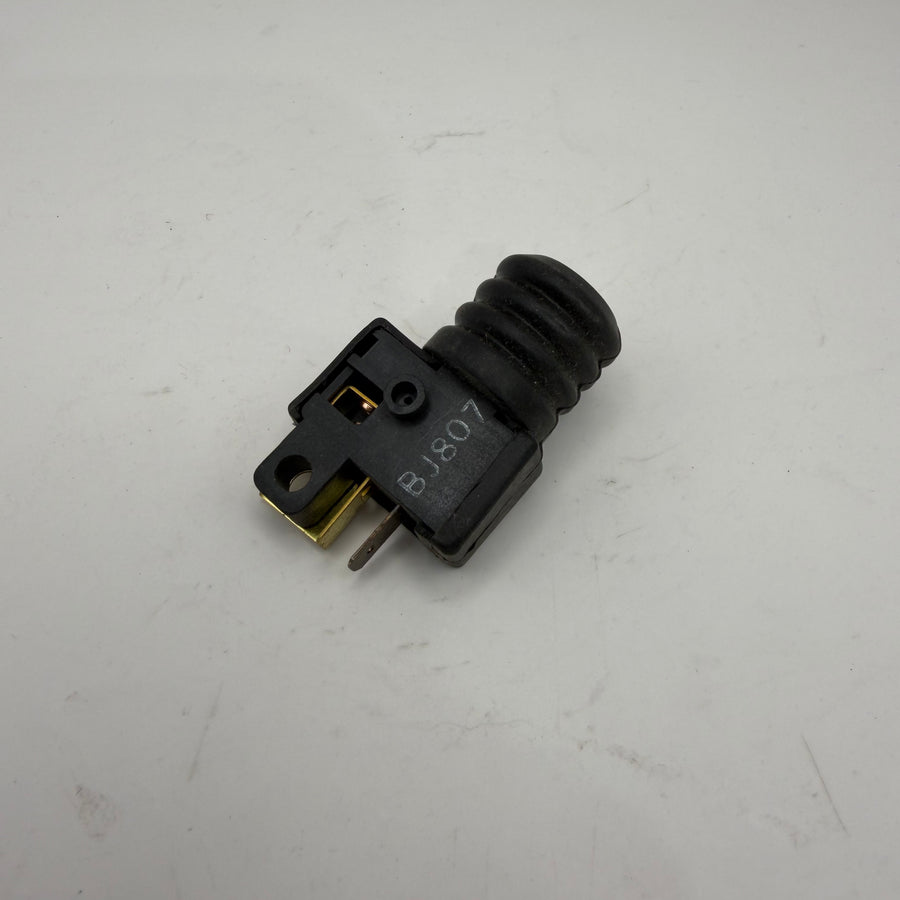 Stop Switch, GXV340 on V1000 Softcut – Honda (#36100-ZE8-003)