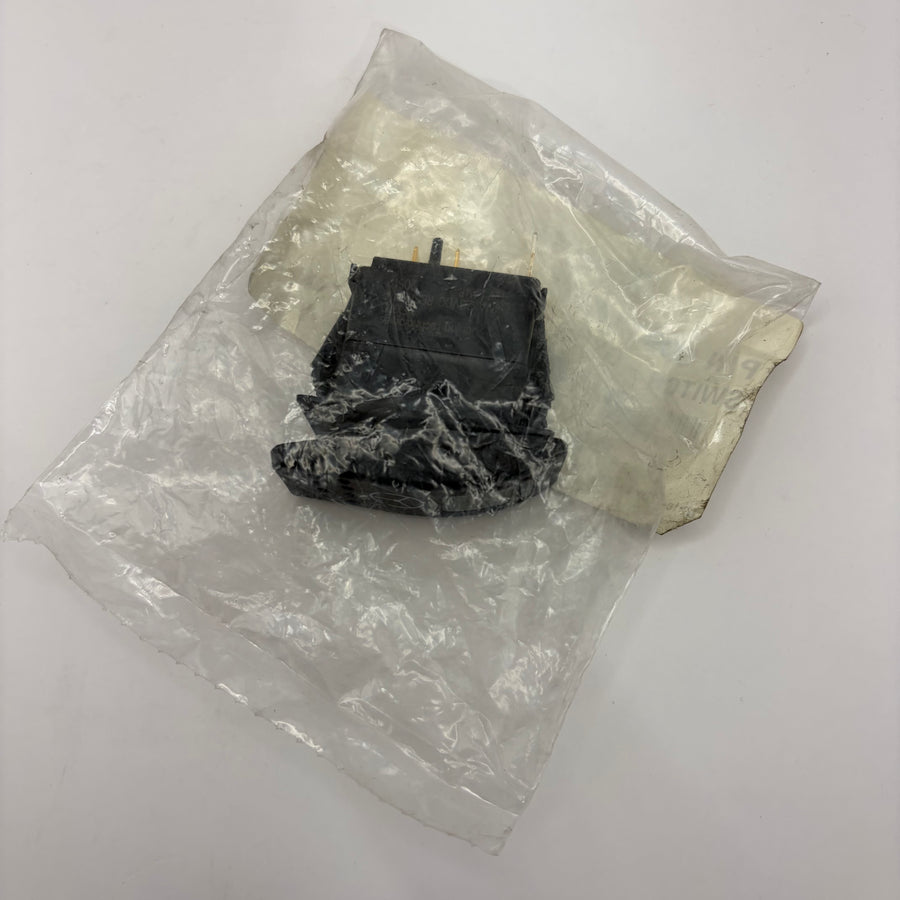 Switch, Rocker Switch – Husqvarna (#599114001)