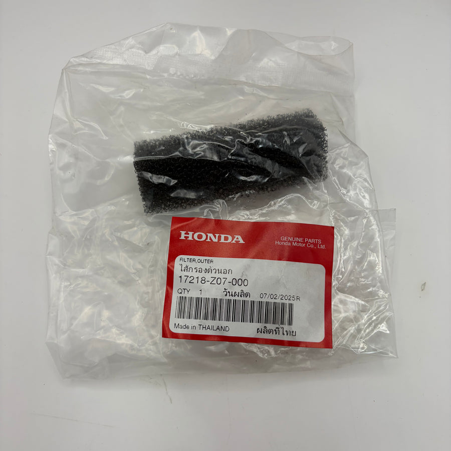 Air Filter, Outer (eu2000i) – Honda (#17218-Z07-000)